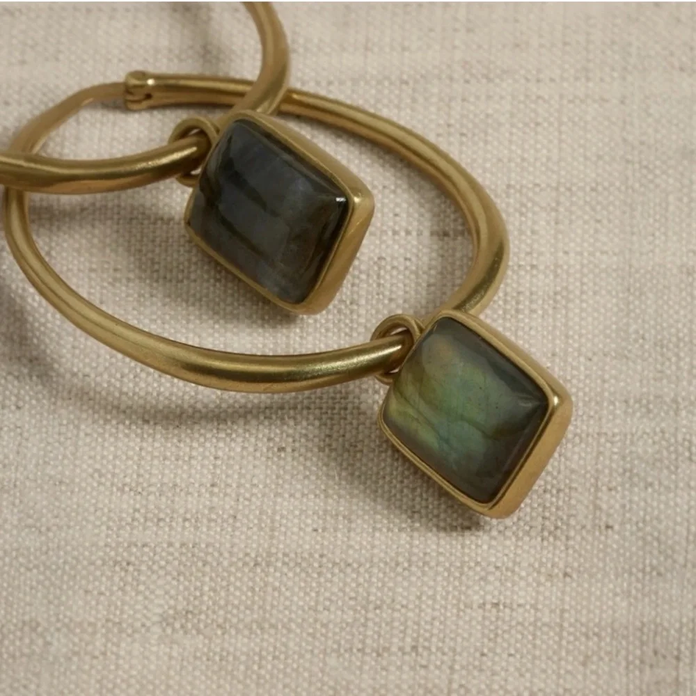 NWT BANANA REPUBLIC CHARM TEAR DROP HOOP EARRINGS